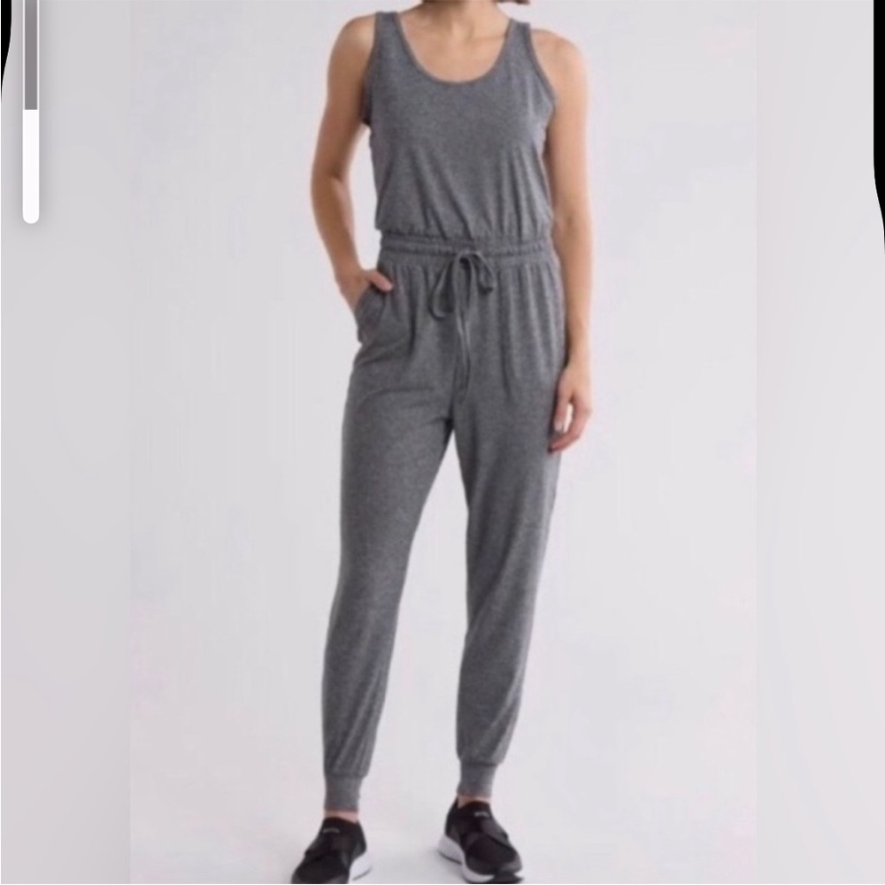 Zobha grey Sleeveless Jumpsuit